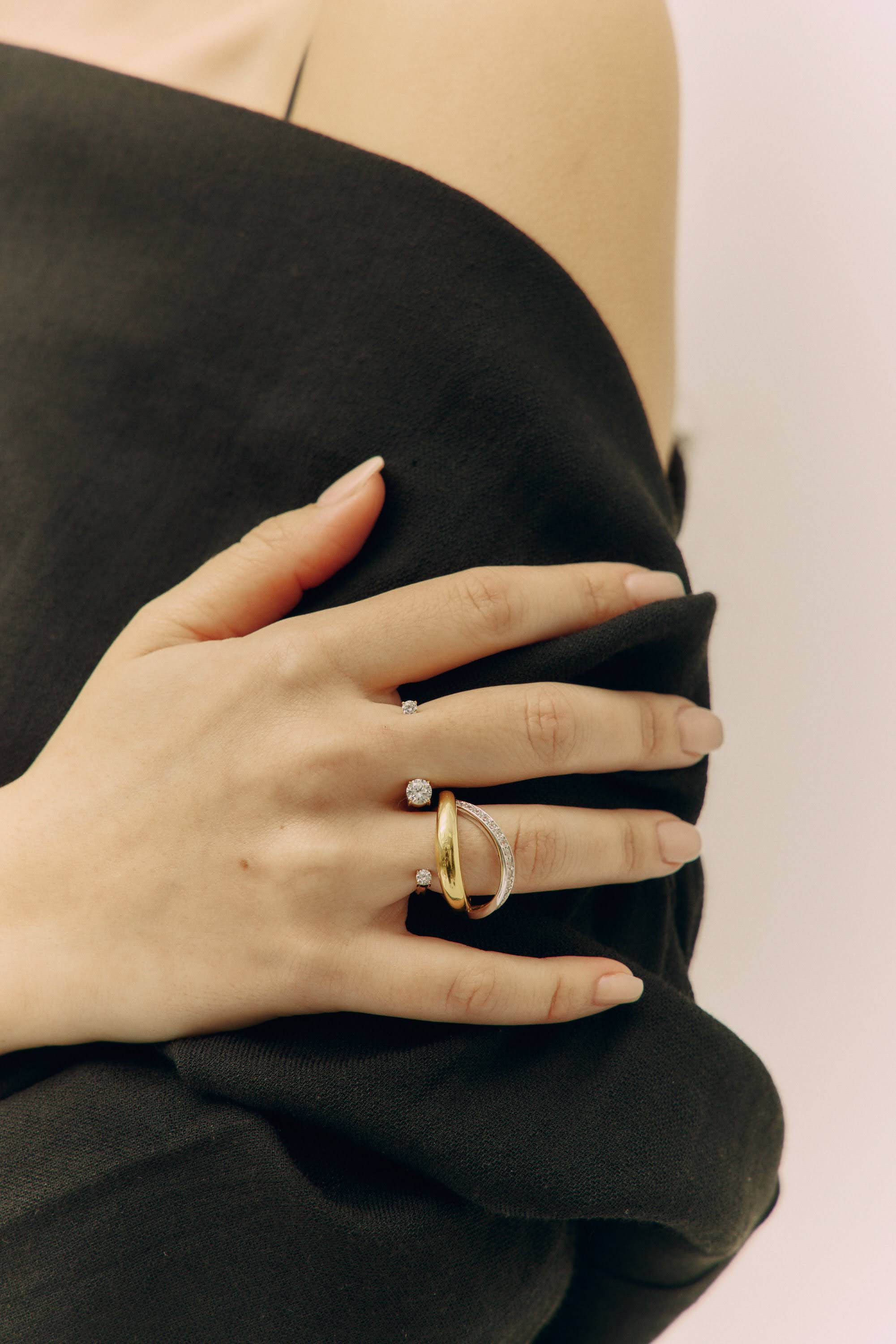 Half Finger Crystal Ring Gold – C'esoi