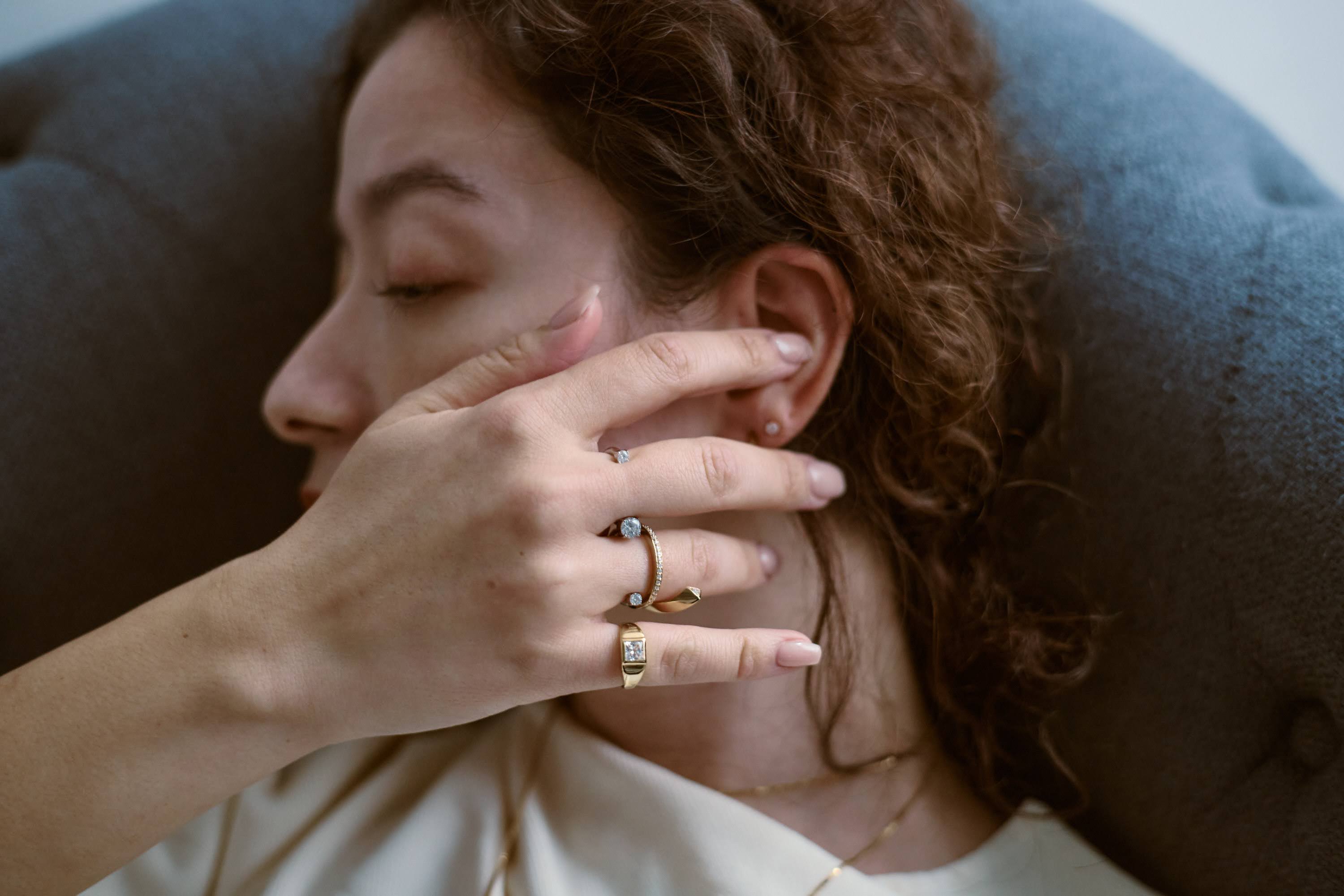 Half Finger Crystal Ring Silver – C'esoi