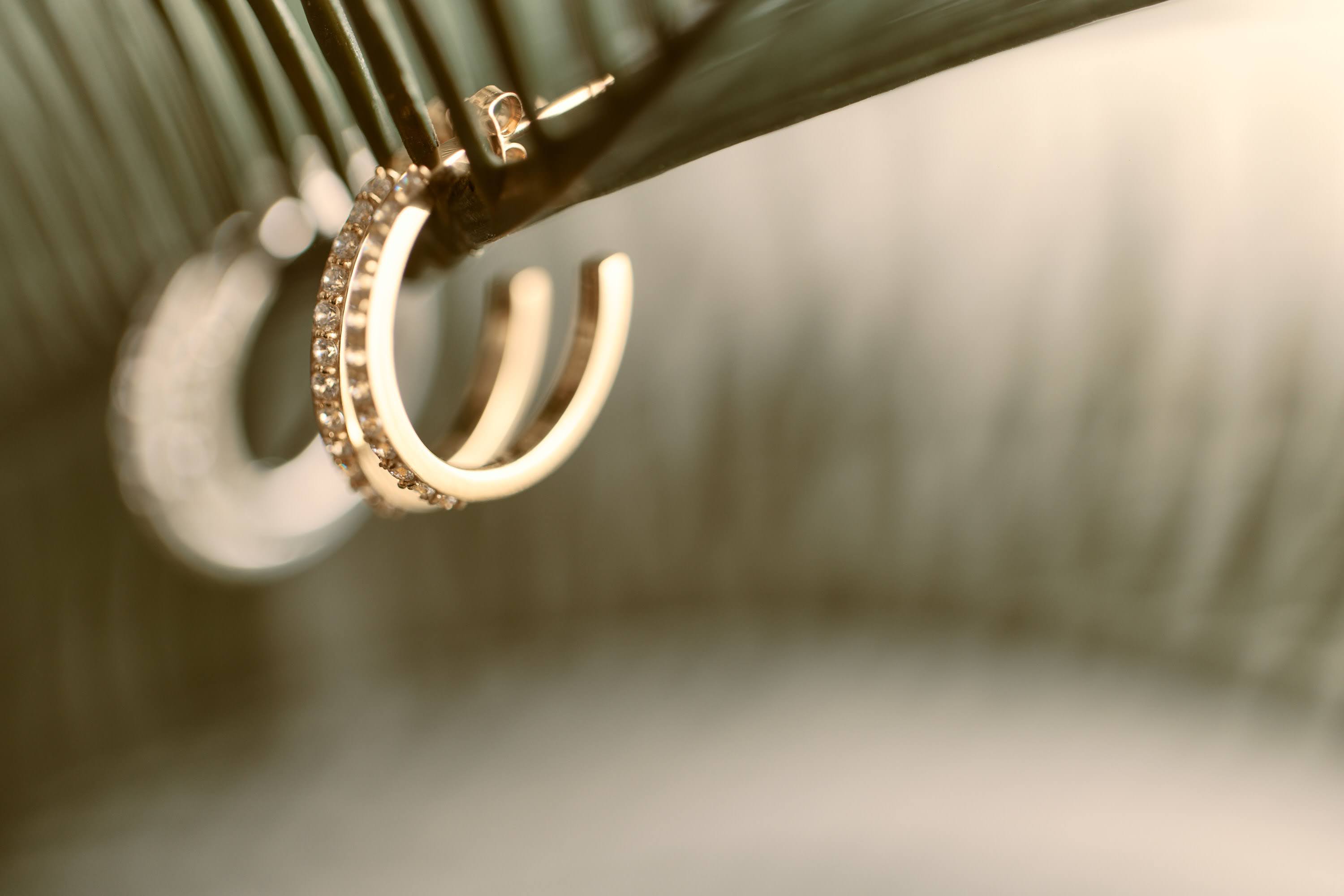 Crystal Hoop Pierce Gold