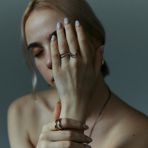 2Finger Curve Ring Gold