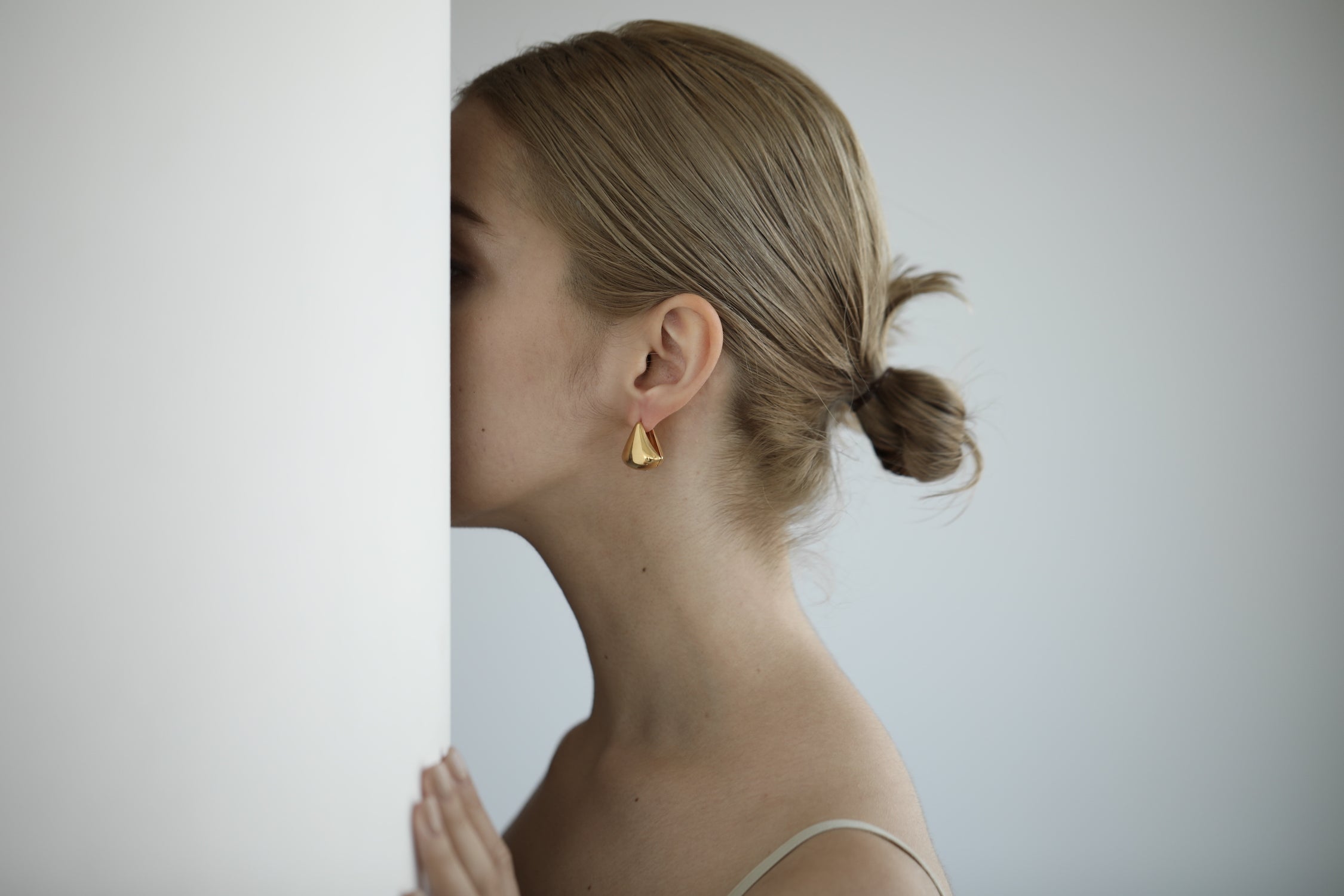 Fan Shaped Pierce Gold